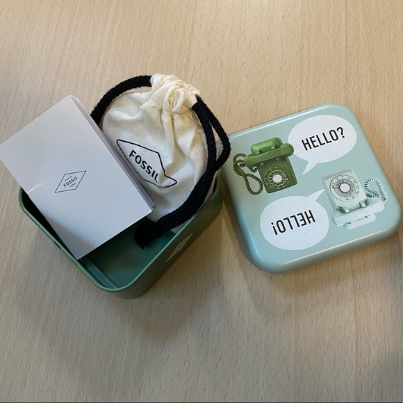 NWT Fossil Stainless Steel Earrings - Picture 4 of 5